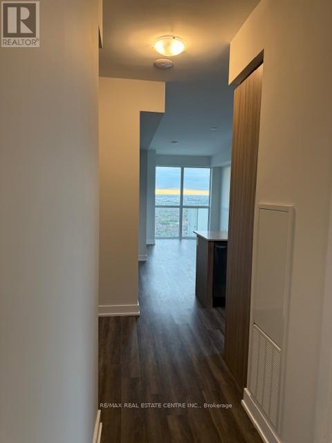 3611 - 430 Square One Drive, Mississauga, Ontario  L5B 0L6 - Photo 14 - W12152389