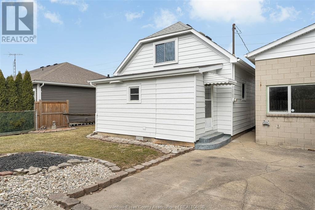 366 St. Charles, Belle River, Ontario  N0R 1A0 - Photo 6 - 25012539