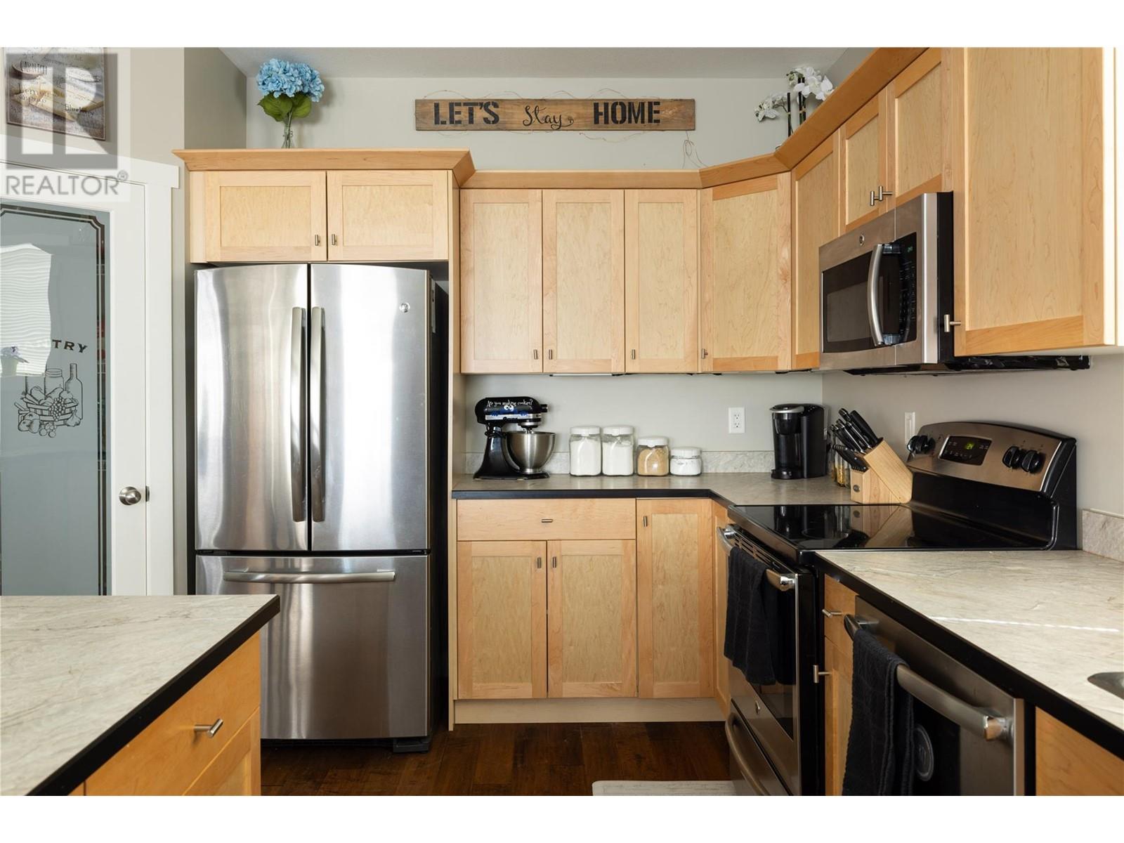 1449 1 Avenue Ne, Salmon Arm, British Columbia  V1E 0C4 - Photo 8 - 10348536