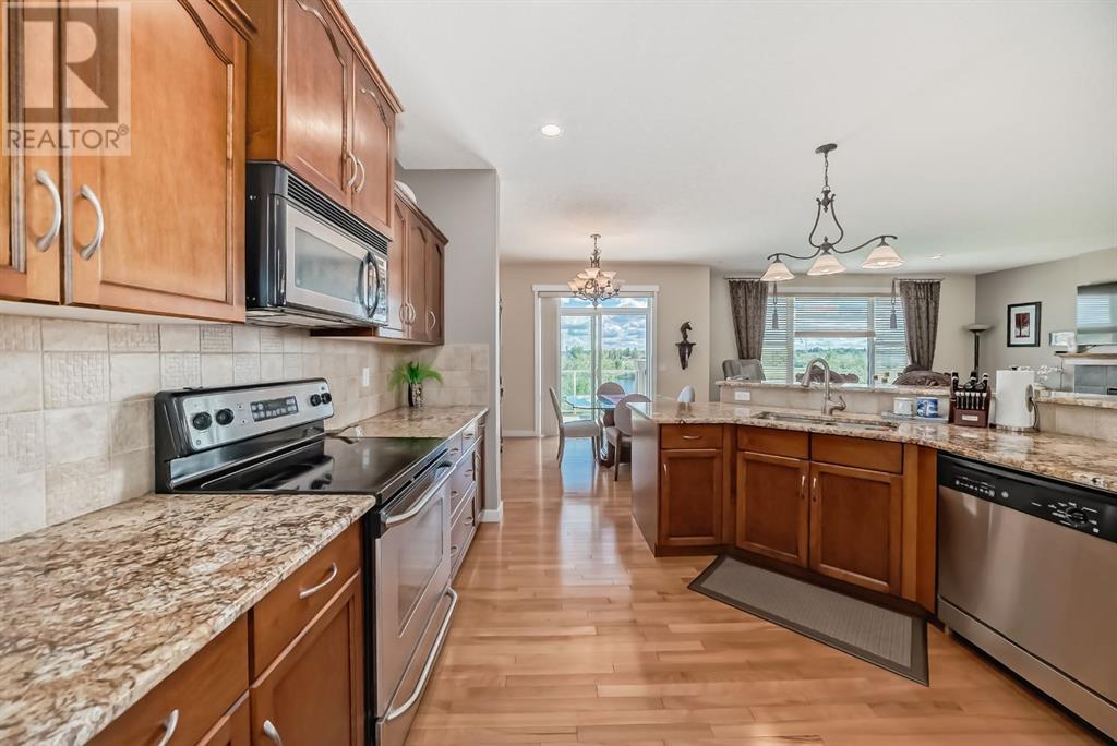 Property at 626 Coopers Drive SW image 5