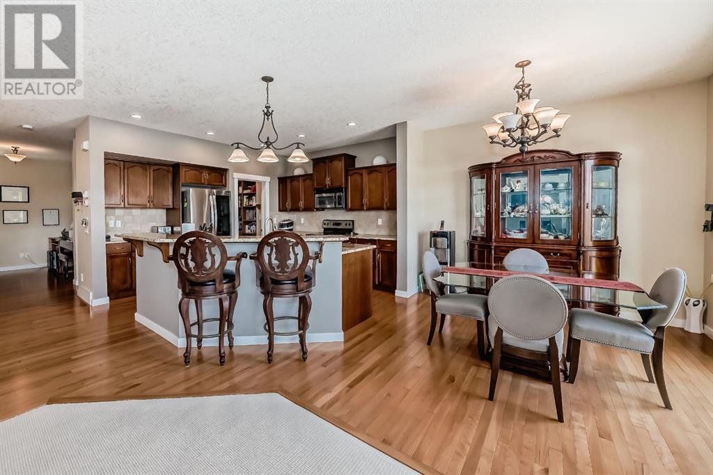 Property at 626 Coopers Drive SW image 3