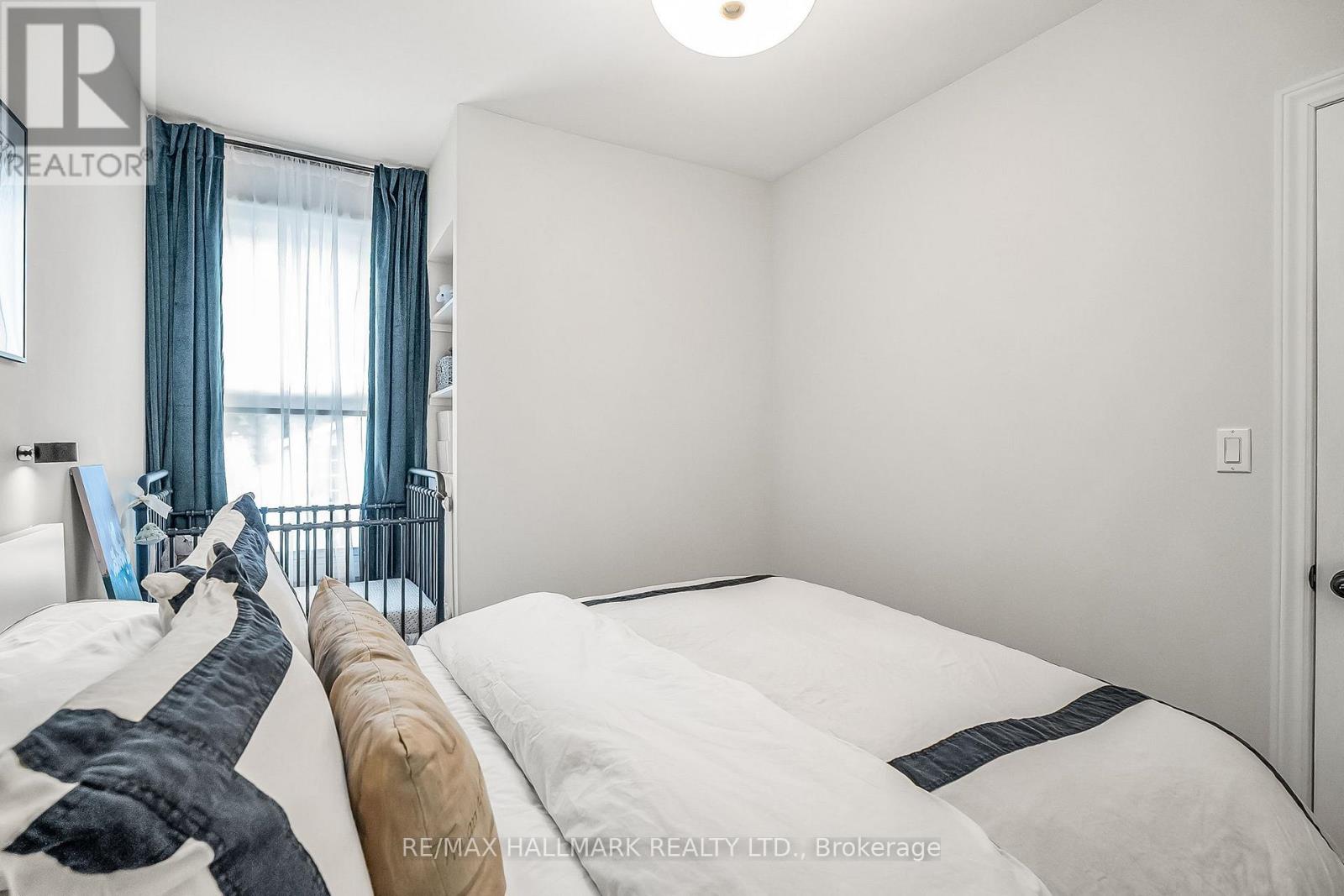 1043 Craven Road, Toronto, Ontario  M4J 4V7 - Photo 14 - E12158044