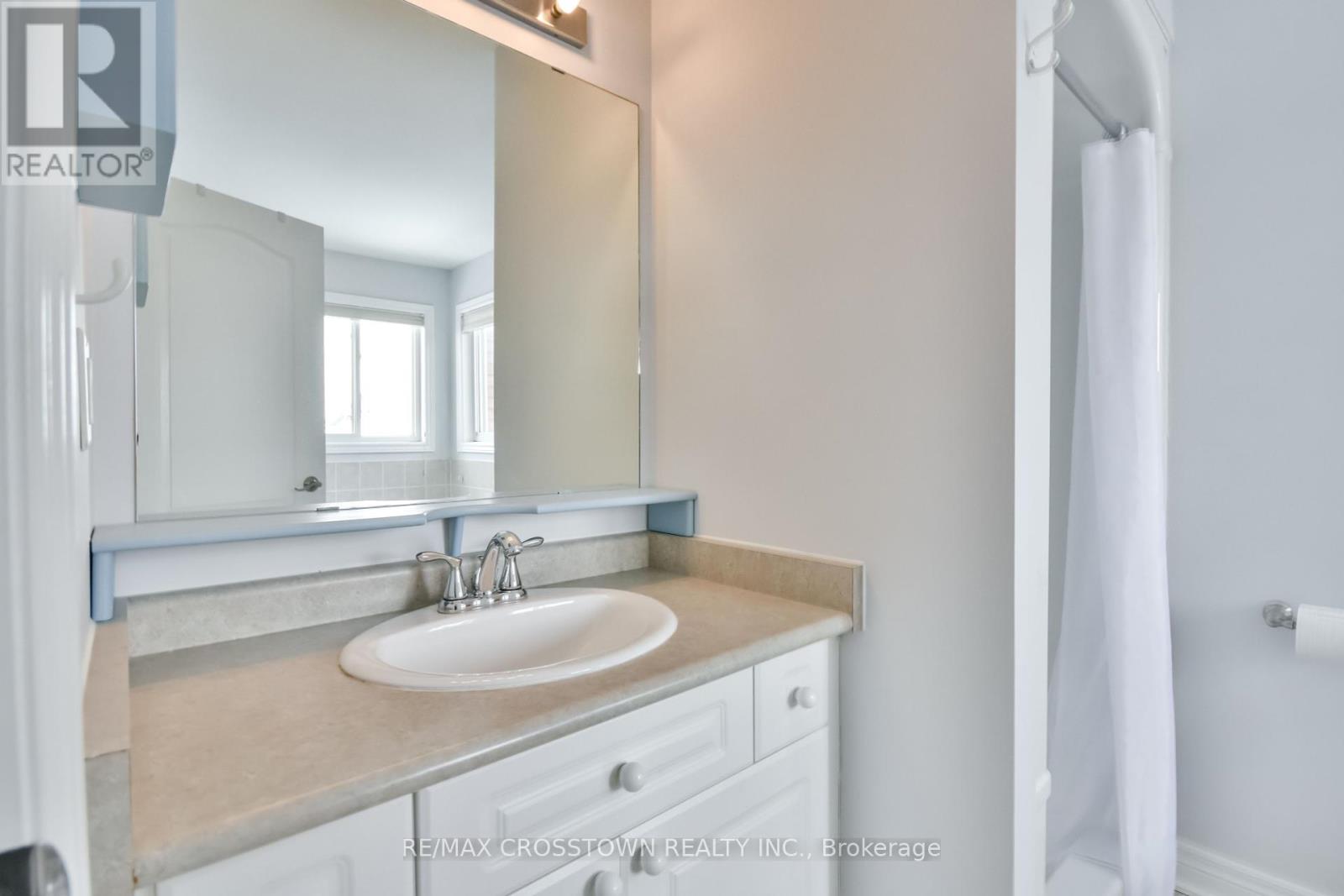 51 Catherine Drive, Barrie, Ontario  L4N 0H1 - Photo 22 - S12146591