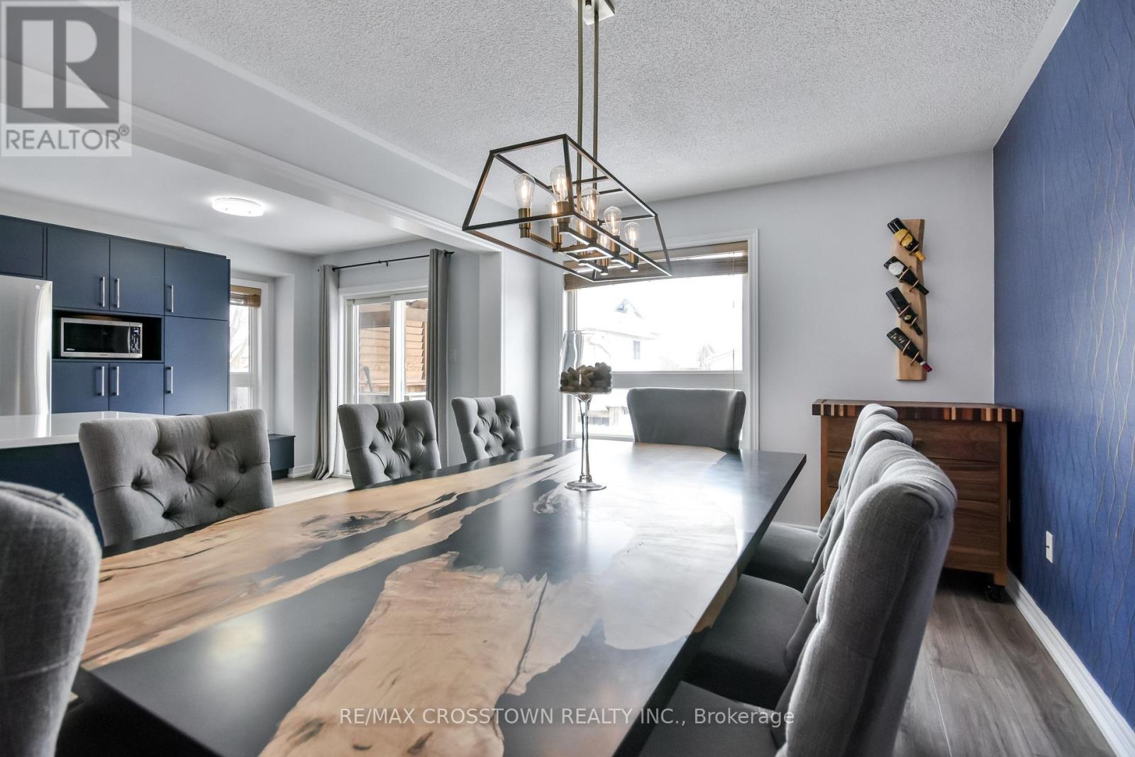 51 Catherine Drive, Barrie, Ontario  L4N 0H1 - Photo 8 - S12146591