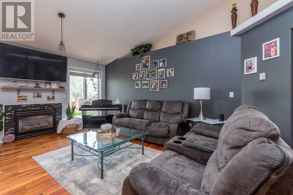 2319 52 Avenue, Lloydminster, Alberta  T9V 2R5 - Photo 4 - A2222093