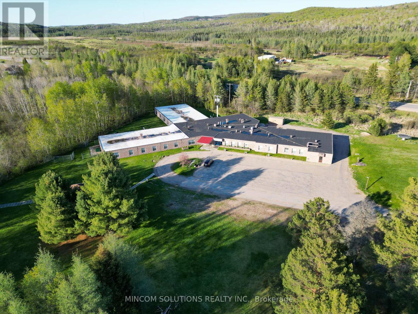 102 Corkery Street, Powassan, Ontario  P0H 2L0 - Photo 5 - X12018812