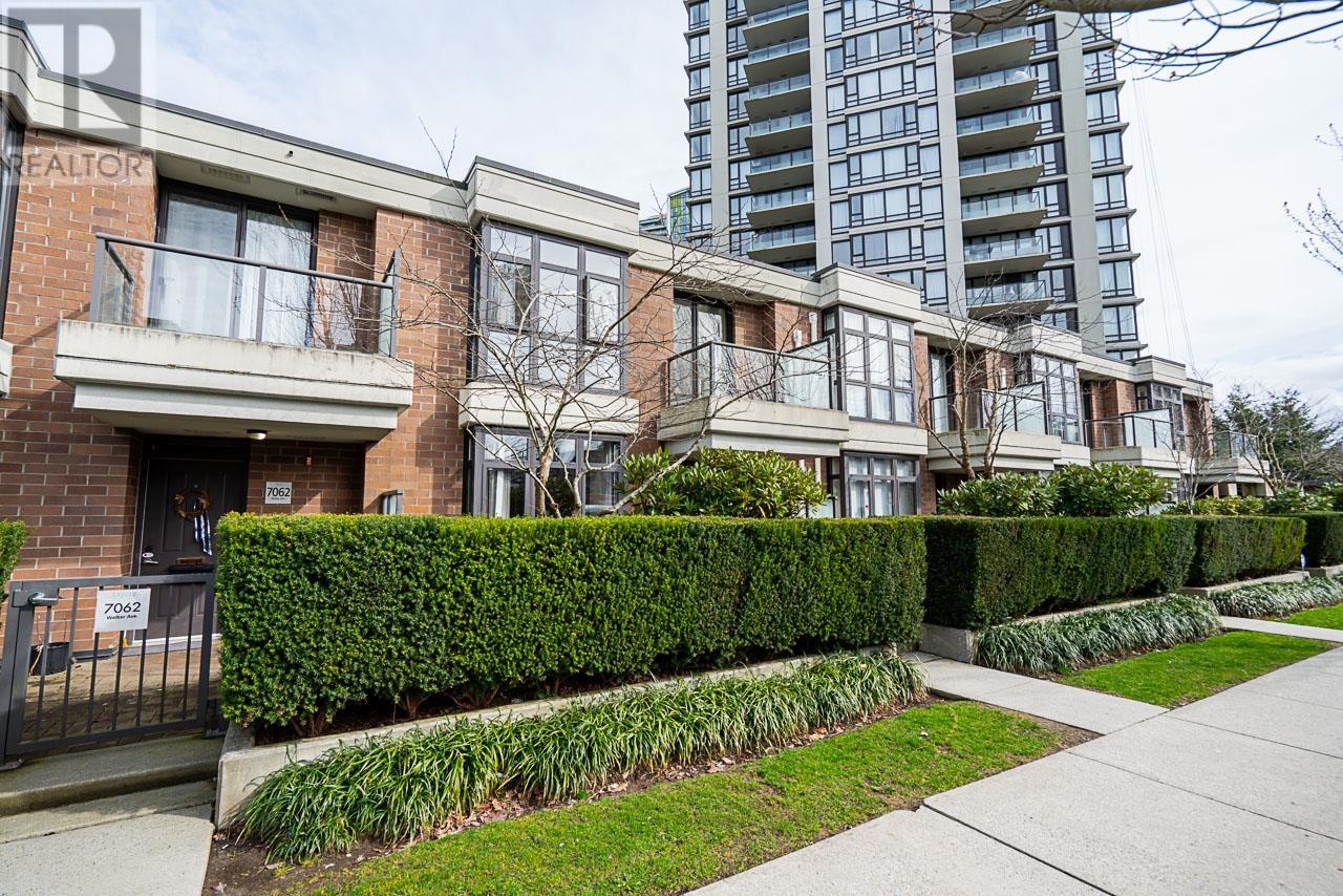 7064 Walker Avenue, Burnaby, British Columbia  V5E 3C5 - Photo 1 - R3004650