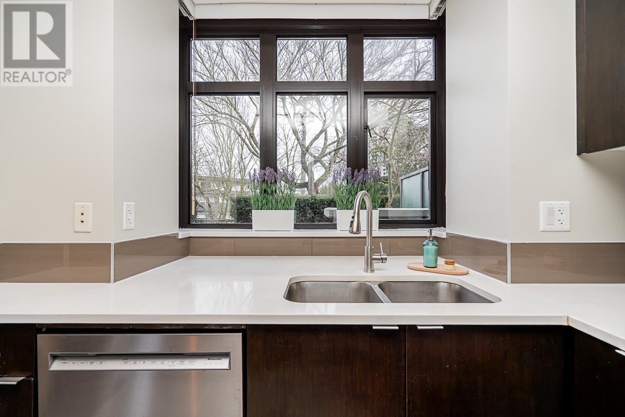 7064 Walker Avenue, Burnaby, British Columbia  V5E 3C5 - Photo 15 - R3004650