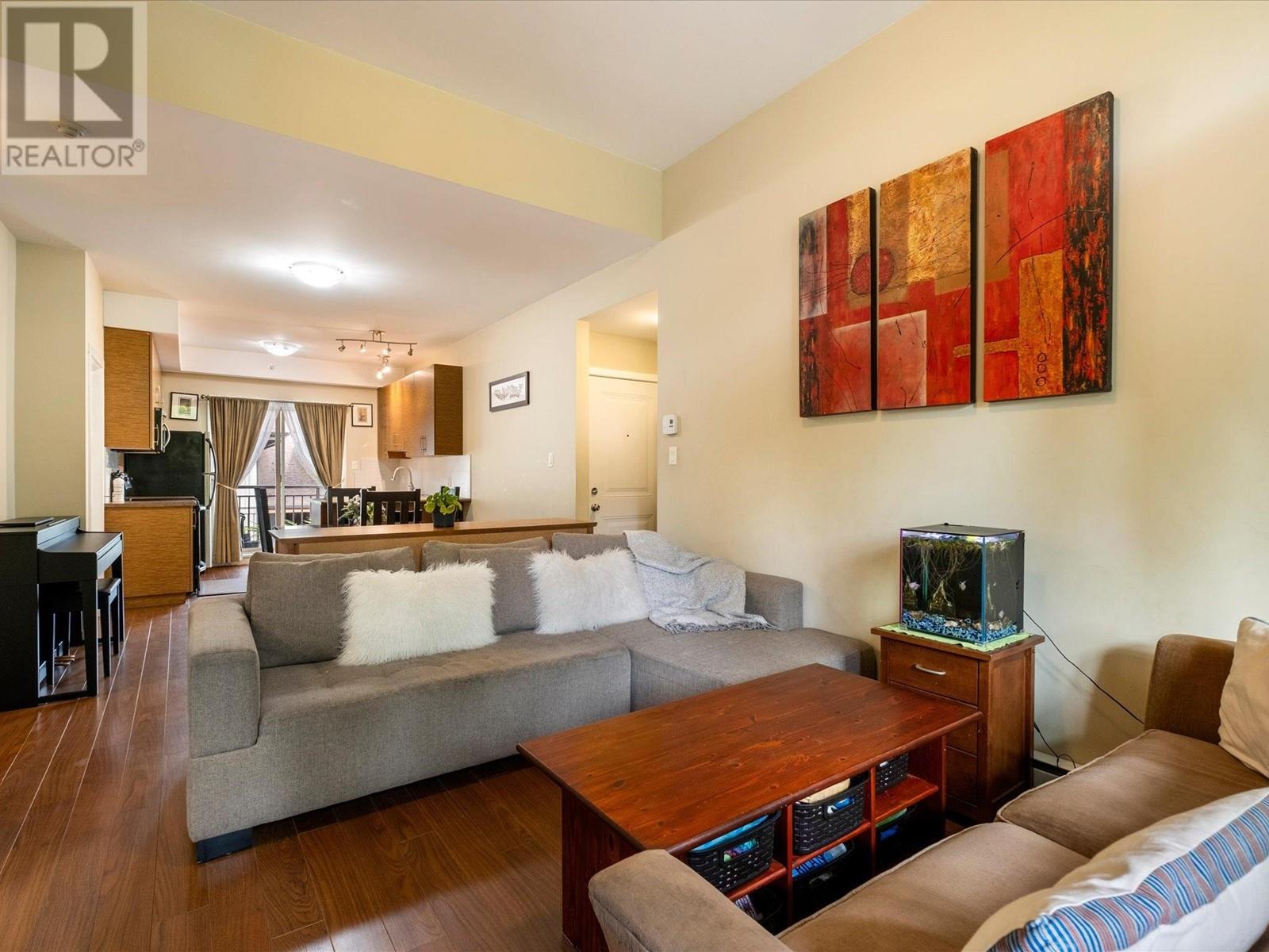 Property at 8 7450 PROSPECT STREET image 3