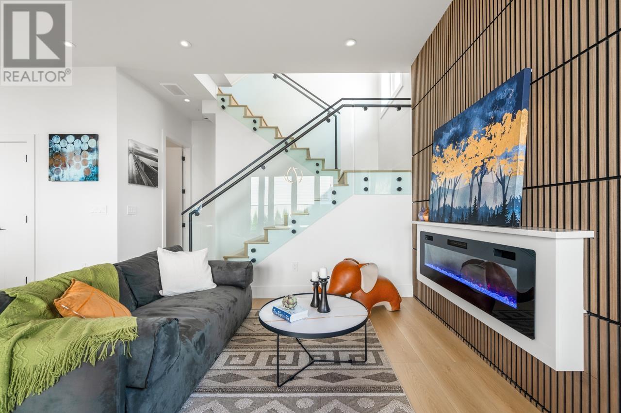 2 2124 Renfrew Street, Vancouver, British Columbia  V5M 3J5 - Photo 12 - R3004683