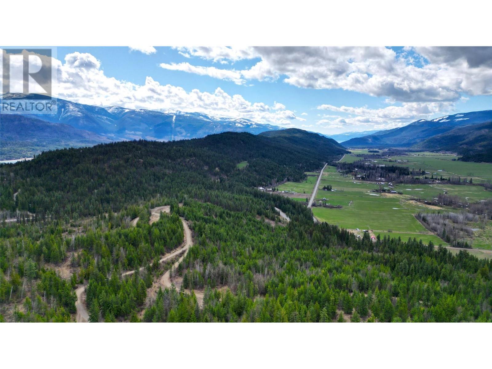 9300 6 Highway, Edgewood, British Columbia  V0G 1J0 - Photo 17 - 10343313