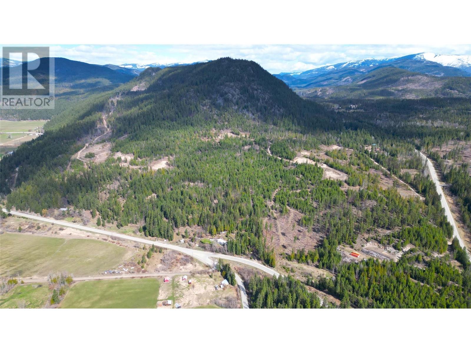 9300 6 Highway, Edgewood, British Columbia  V0G 1J0 - Photo 28 - 10343313