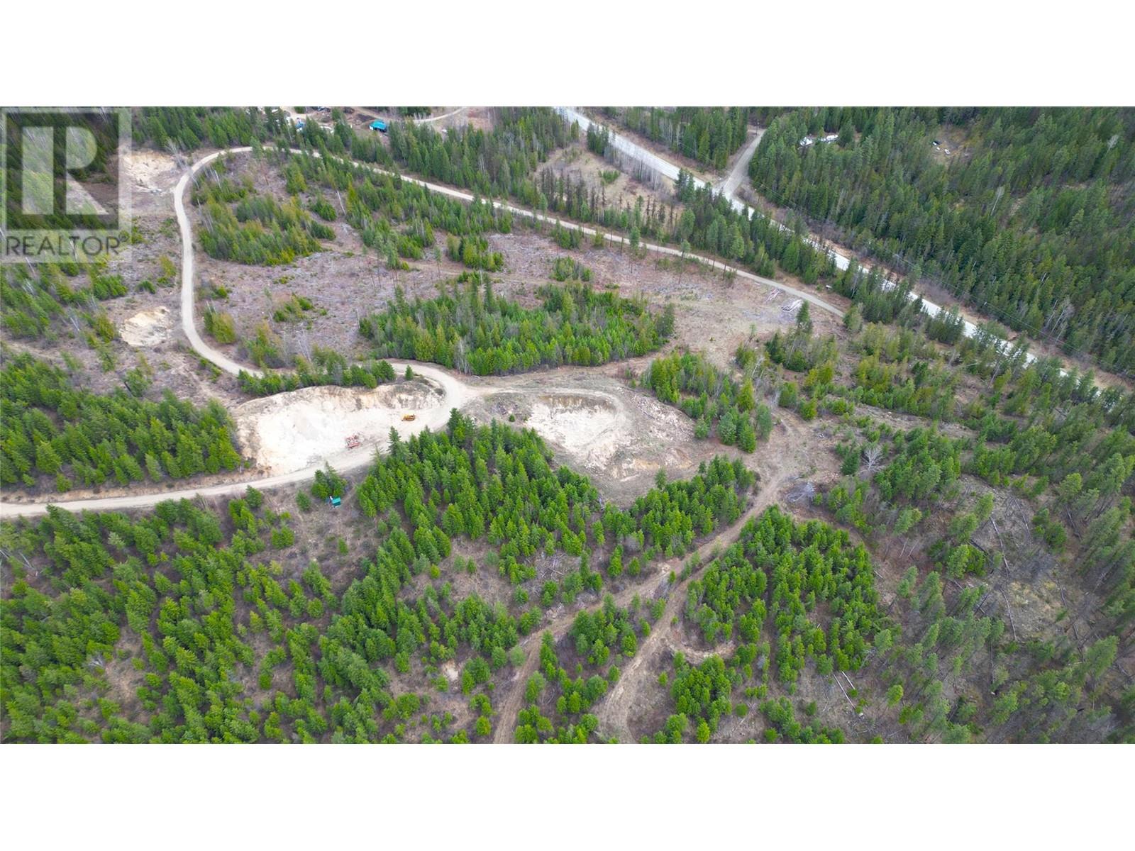 9300 6 Highway, Edgewood, British Columbia  V0G 1J0 - Photo 14 - 10343313