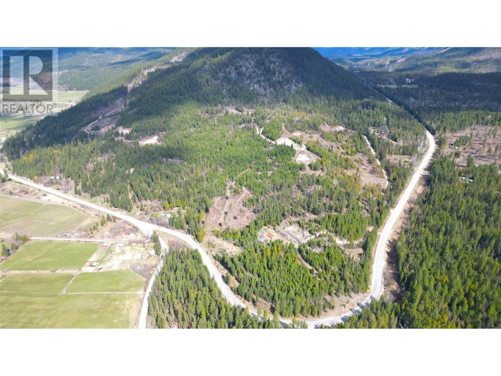 9300 6 Highway, Edgewood, British Columbia  V0G 1J0 - Photo 29 - 10343313