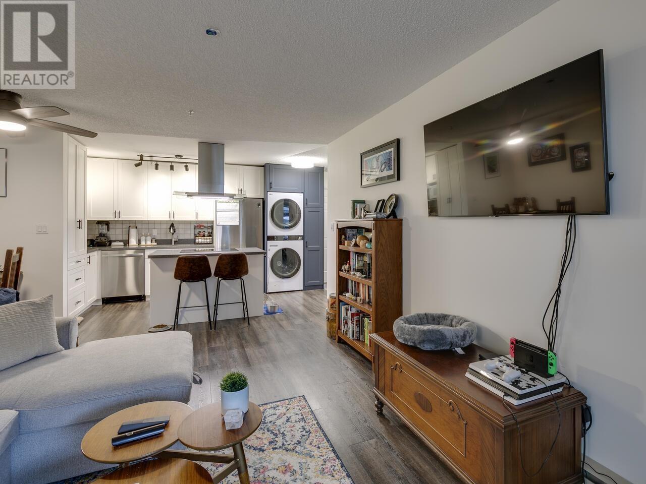 B102 40120 Willow Crescent, Squamish, British Columbia  V8B 0L7 - Photo 11 - R2989596