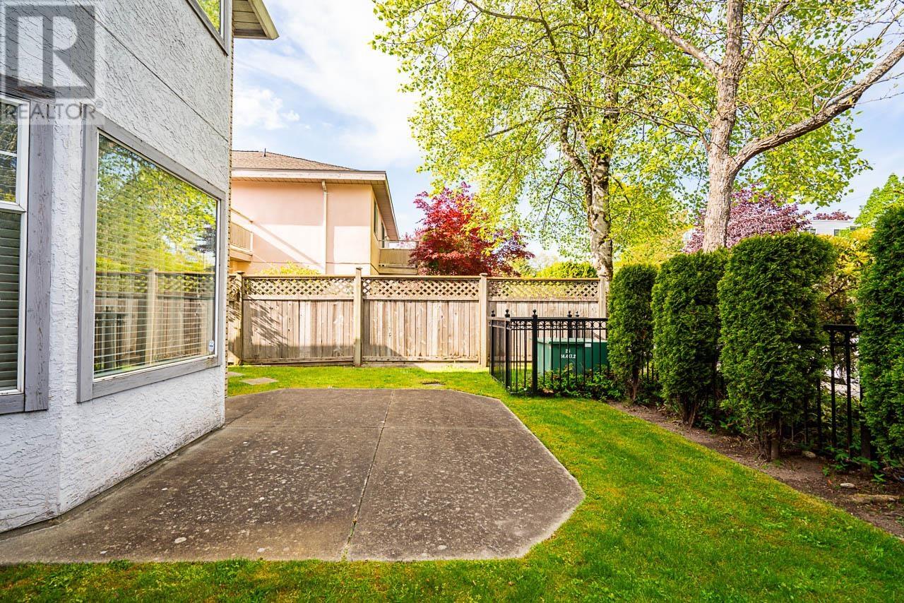 Property at 1 7911 MOFFATT ROAD image 4