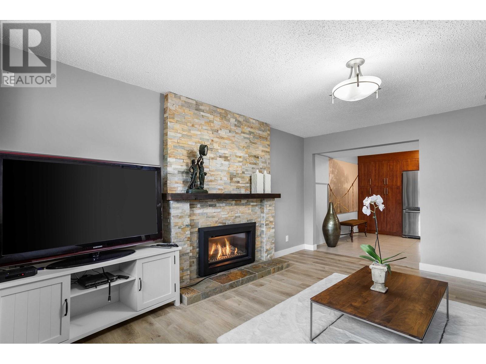 2606 Hawser Avenue, Coquitlam, British Columbia  V3C 4E1 - Photo 15 - R3004625