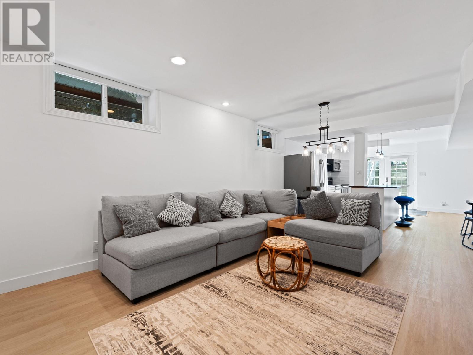 1075 Adderley Street, North Vancouver, British Columbia  V7L 1T4 - Photo 30 - R3004675