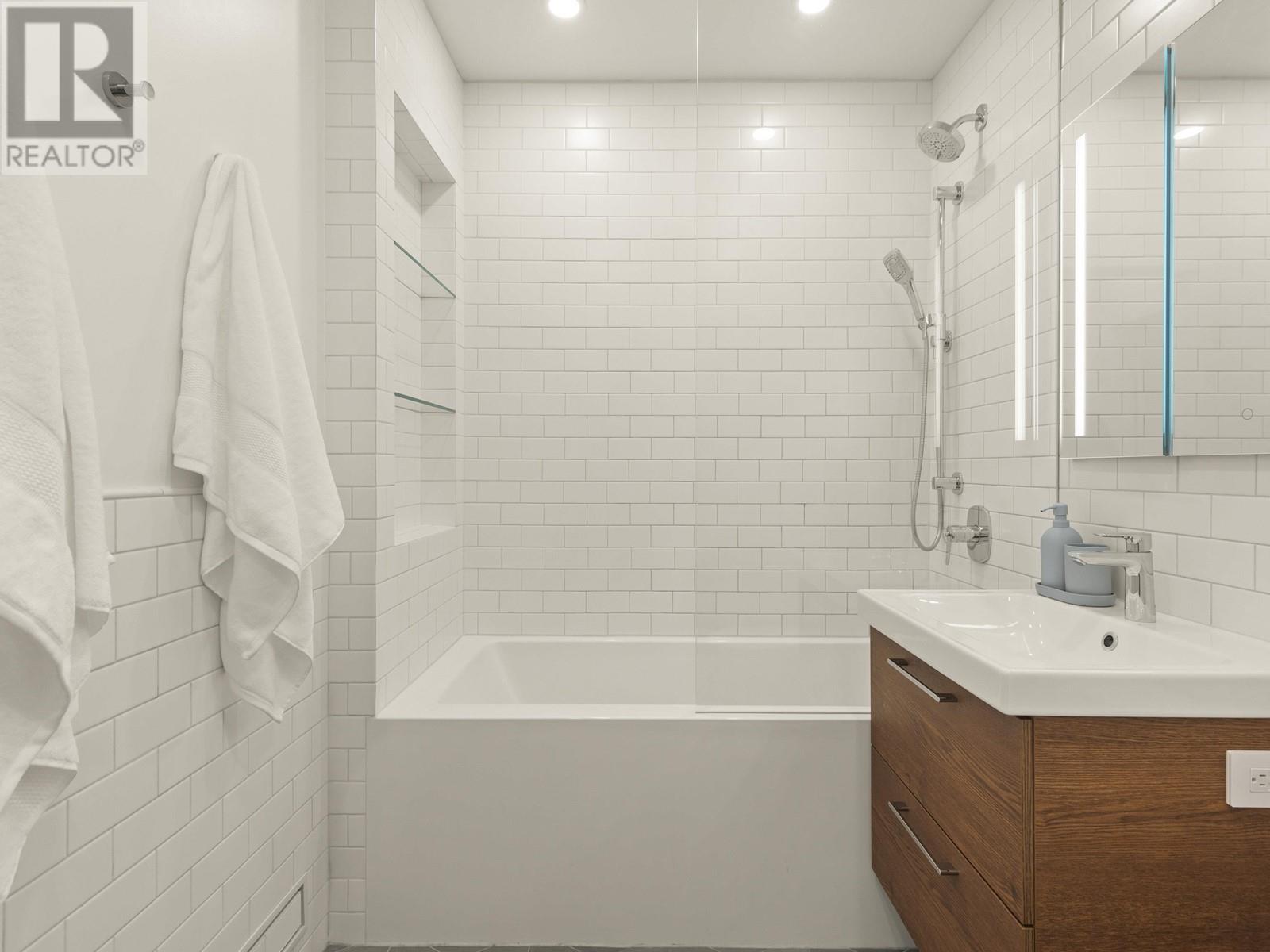 2581 Venables Street, Vancouver, British Columbia  V5K 2R2 - Photo 12 - R3004688