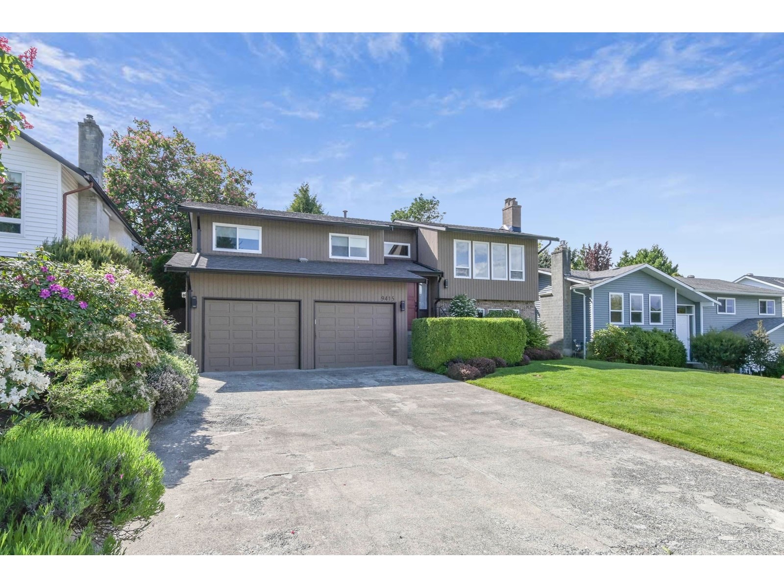 9415 212b Street, Langley, British Columbia  V1M 1M5 - Photo 2 - R3004159