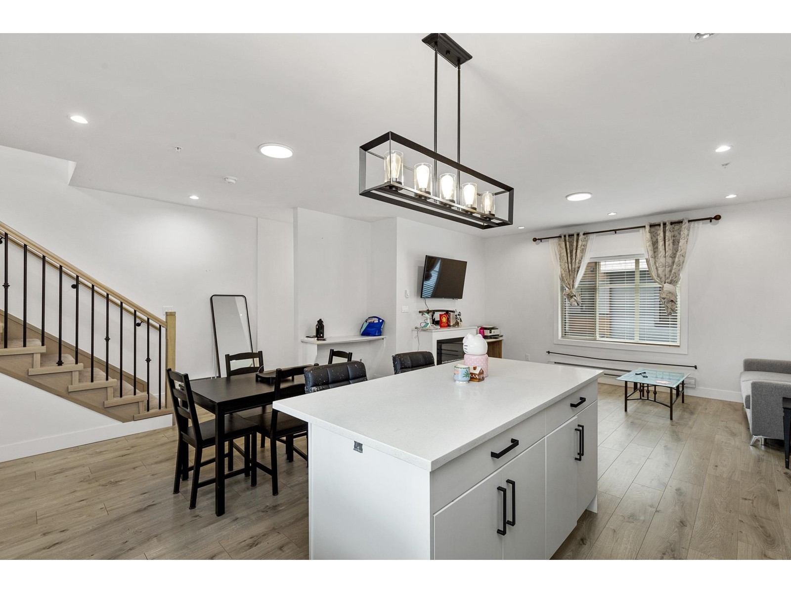 3 45608 Bernard Avenue, Chilliwack Proper West, Chilliwack, British Columbia  V2P 1H8 - Photo 12 - R3002993