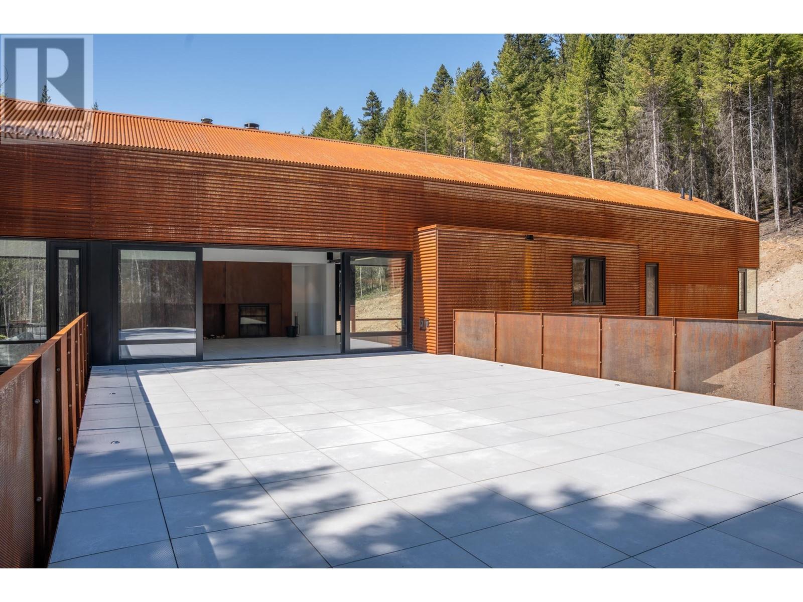 2060 Mcmurdo Road, Golden, British Columbia  V0A 1H0 - Photo 50 - 10347894