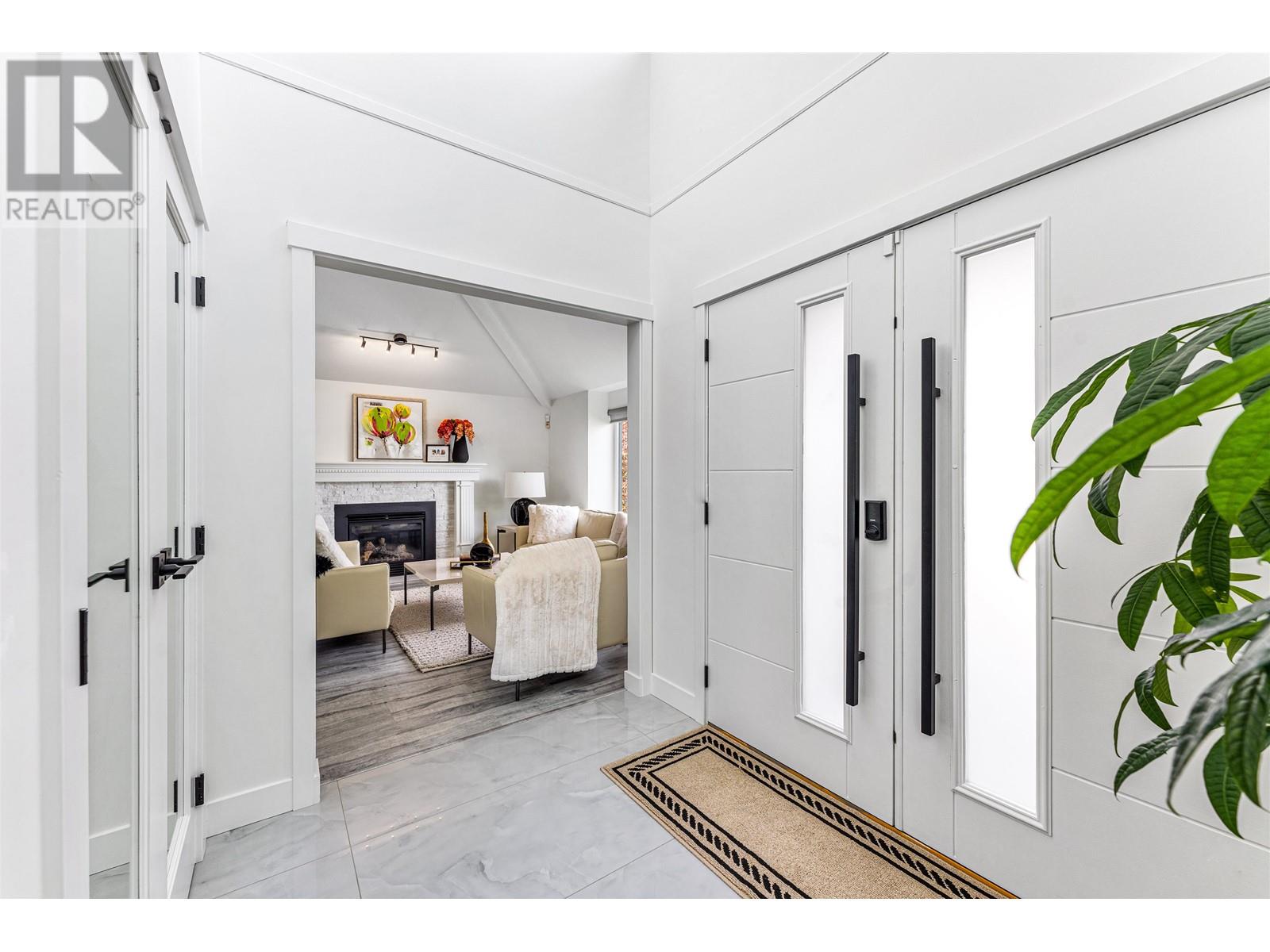 2799 Mara Drive, Coquitlam, British Columbia  V3C 5P8 - Photo 2 - R3004404