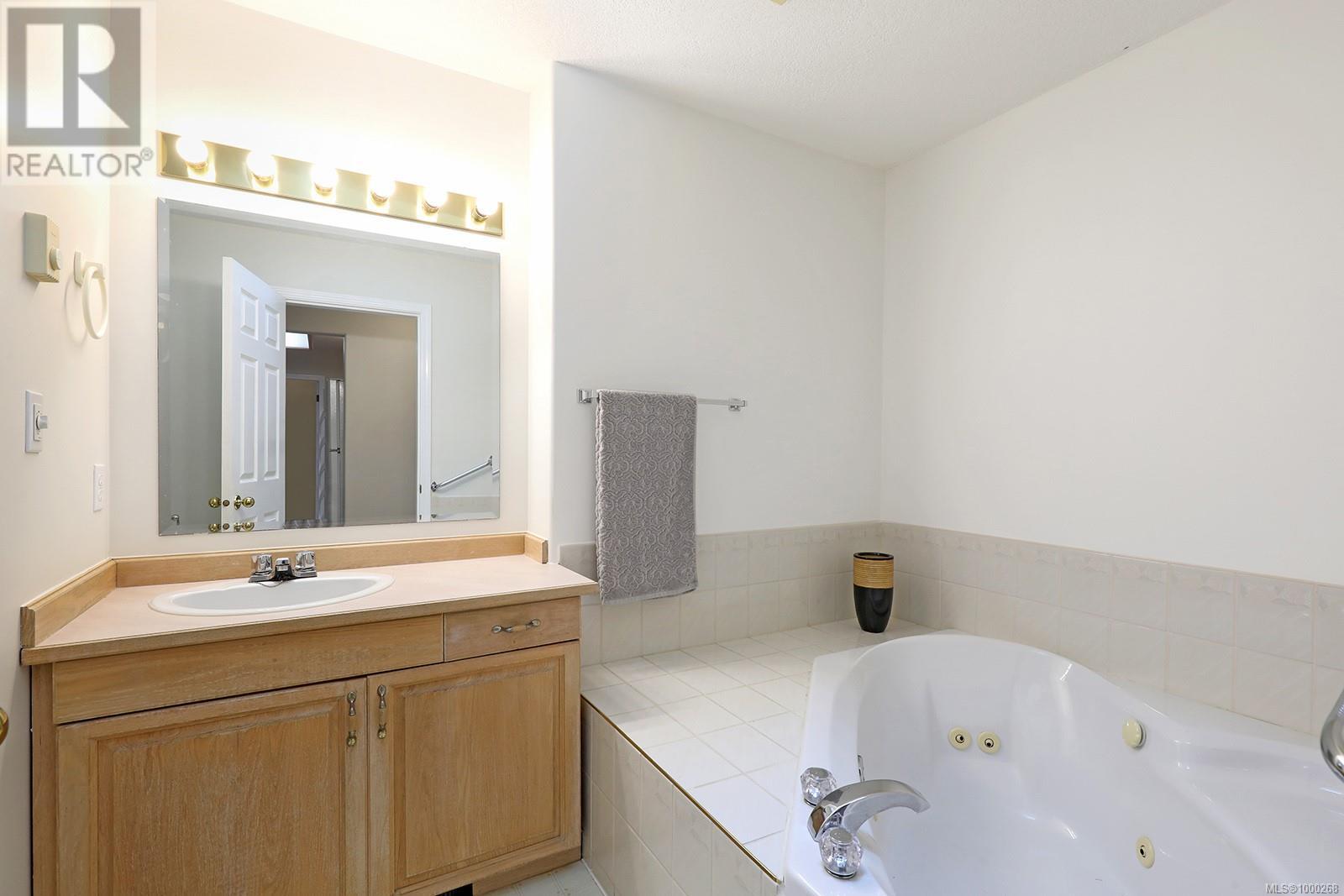 4 1351 Tunner Dr, Courtenay, British Columbia  V9N 8V6 - Photo 44 - 1000268