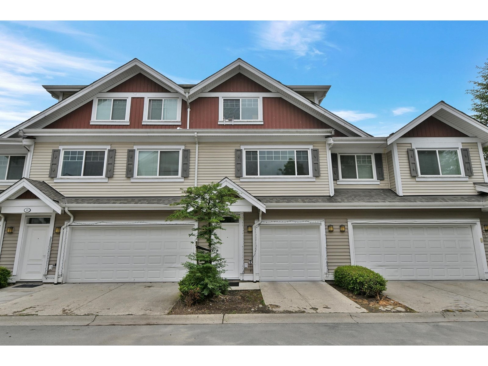 30 30748 Cardinal Avenue, Abbotsford, British Columbia  V2T 5P5 - Photo 2 - R3002265