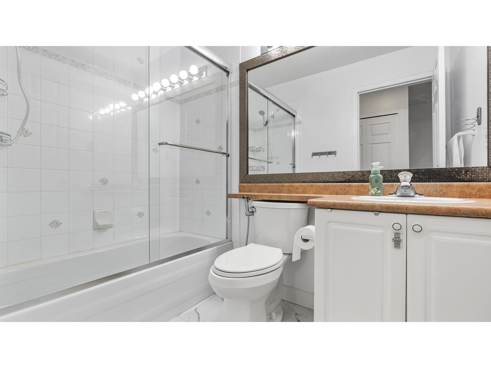 18452 66 Avenue, Surrey, British Columbia  V3S 8V6 - Photo 18 - R3004538