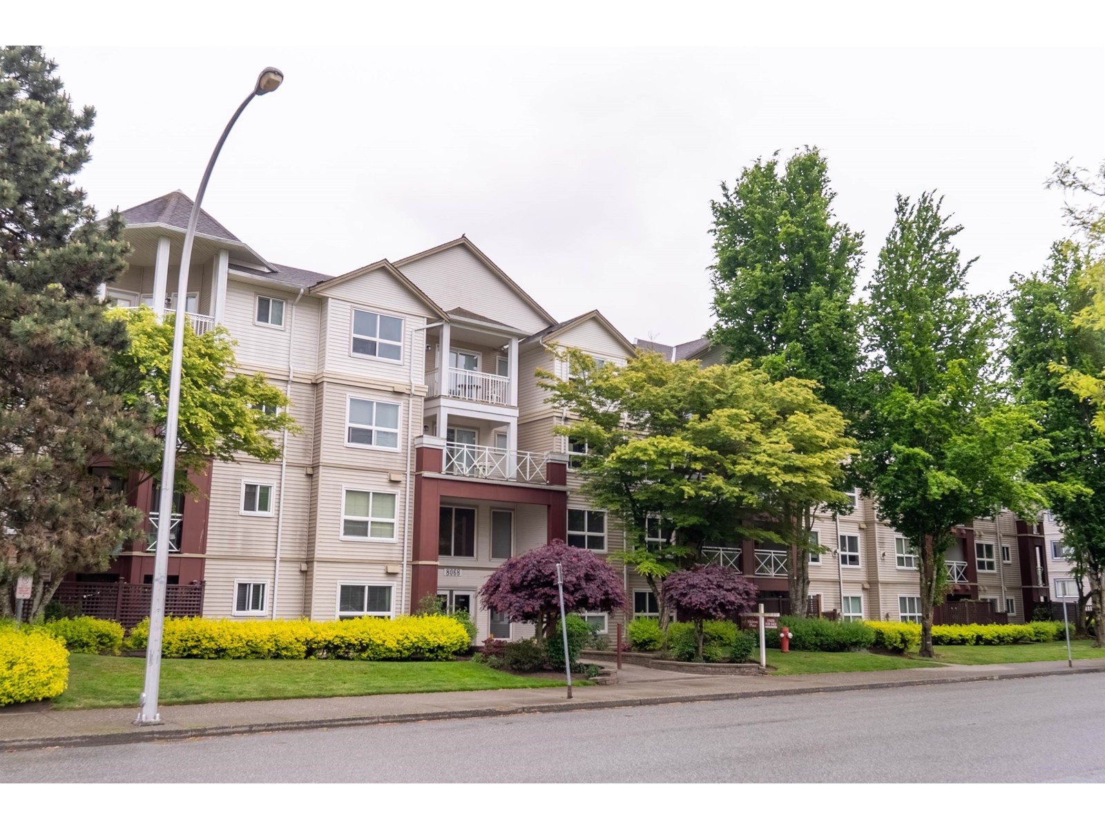 128 8068 120A STREET, Surrey, British Columbia