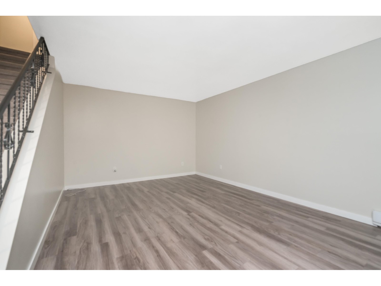 6601 134 Street, Surrey, British Columbia  V3W 4S1 - Photo 6 - R3004243