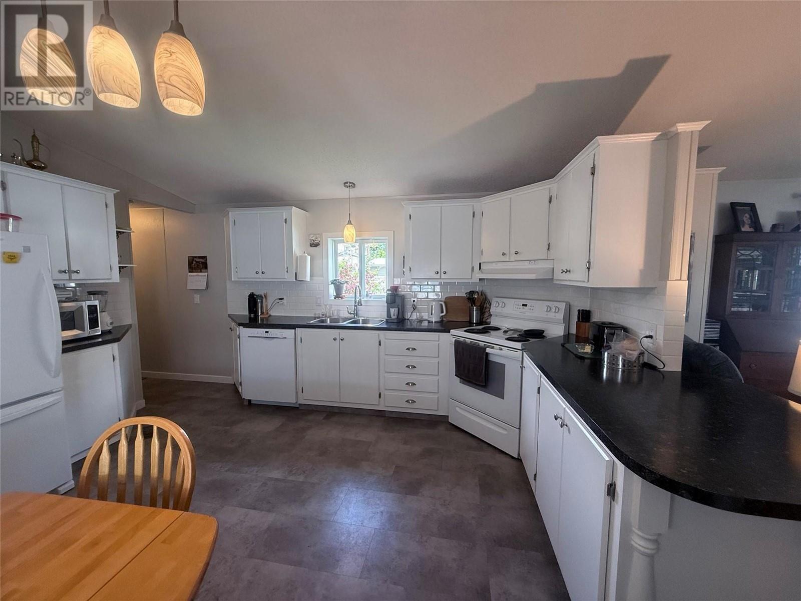 4505 Mclean Creek Road Unit# D22, Okanagan Falls, British Columbia  V0H 1R0 - Photo 5 - 10347256