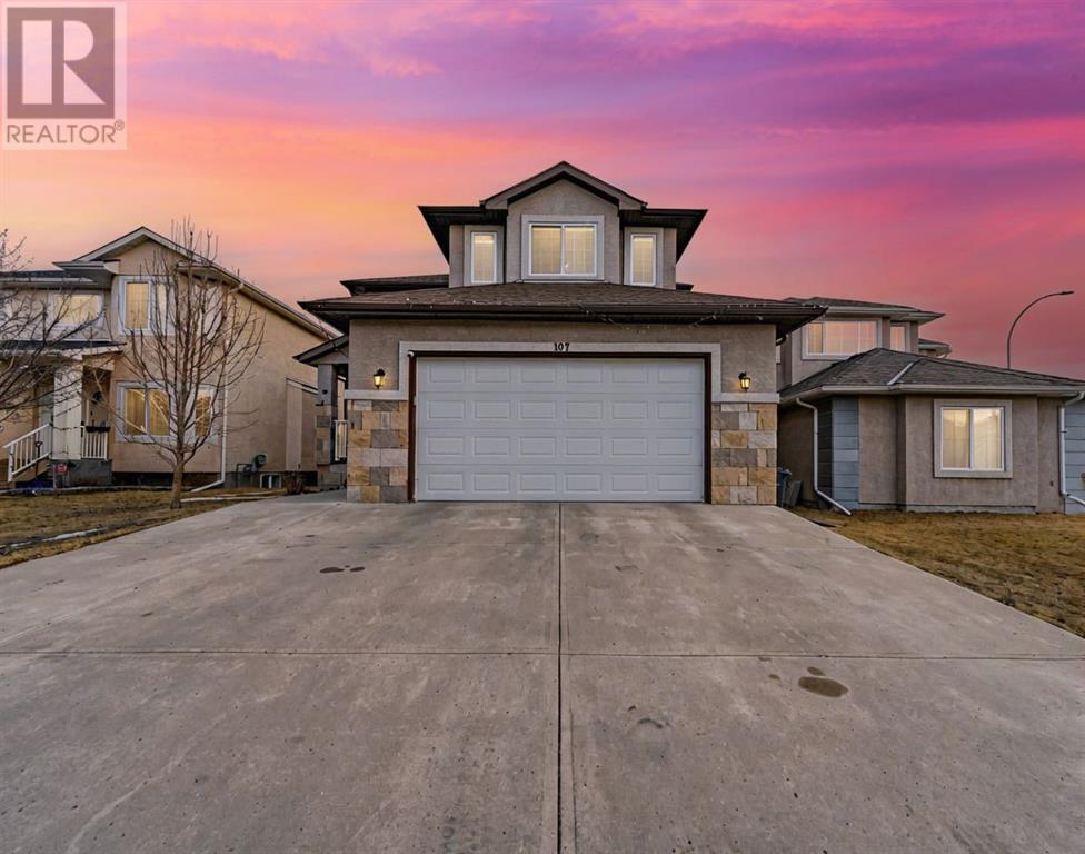 Property at 107 east lakeview Court image 1