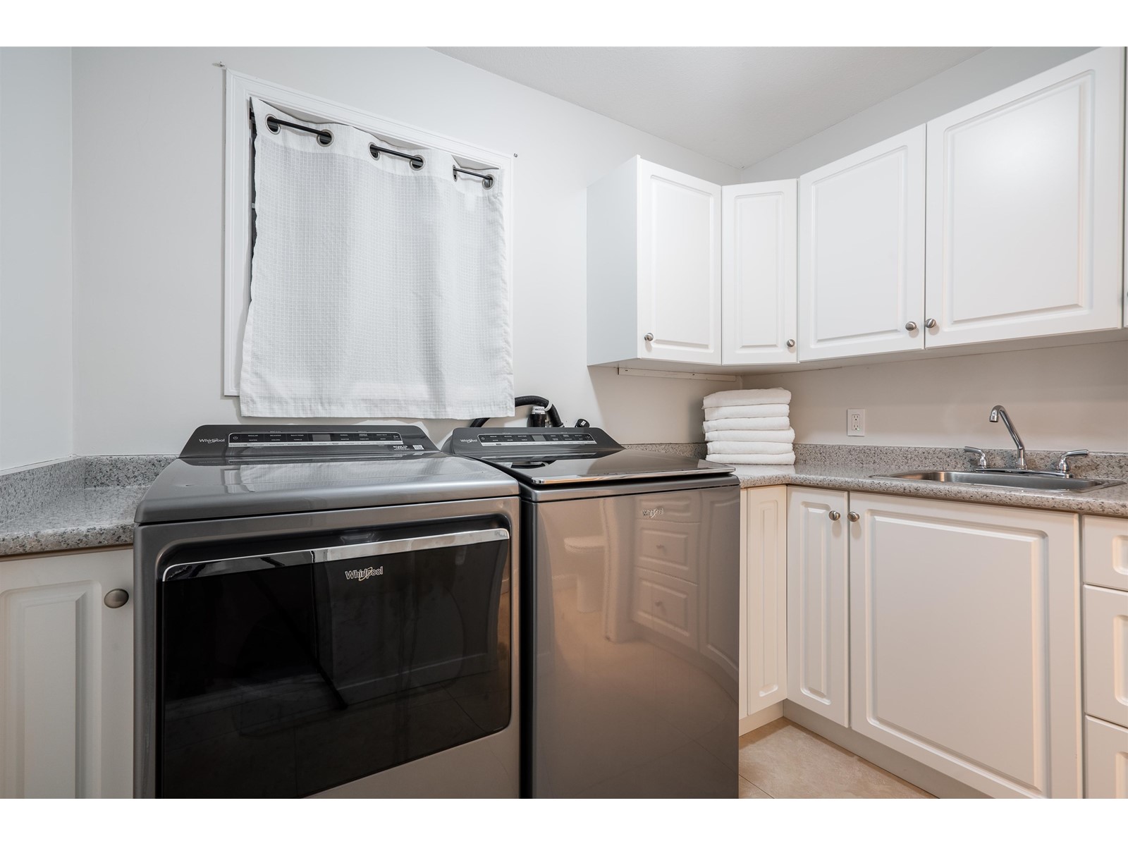 17470 28b Avenue, Surrey, British Columbia  V3Z 0E7 - Photo 35 - R3004760