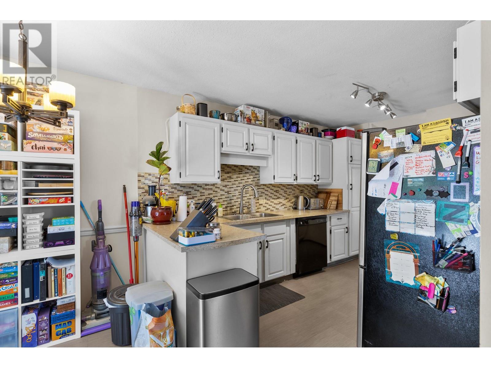 2024 Wilkinson Street, Kelowna, British Columbia  V1Y 3Z8 - Photo 27 - 10347788