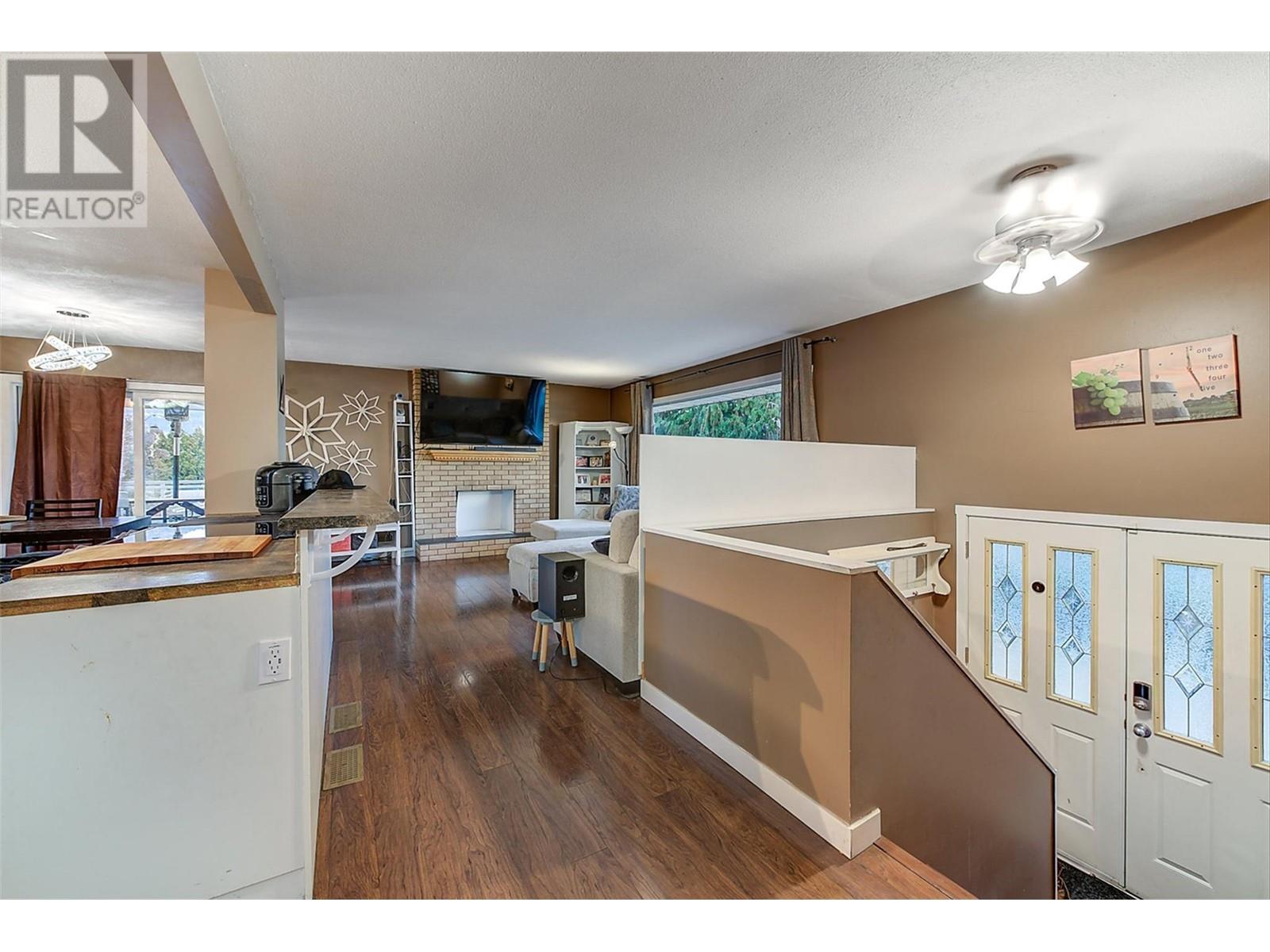 964 Tronson Drive, Kelowna, British Columbia  V1Y 4E1 - Photo 17 - 10344359