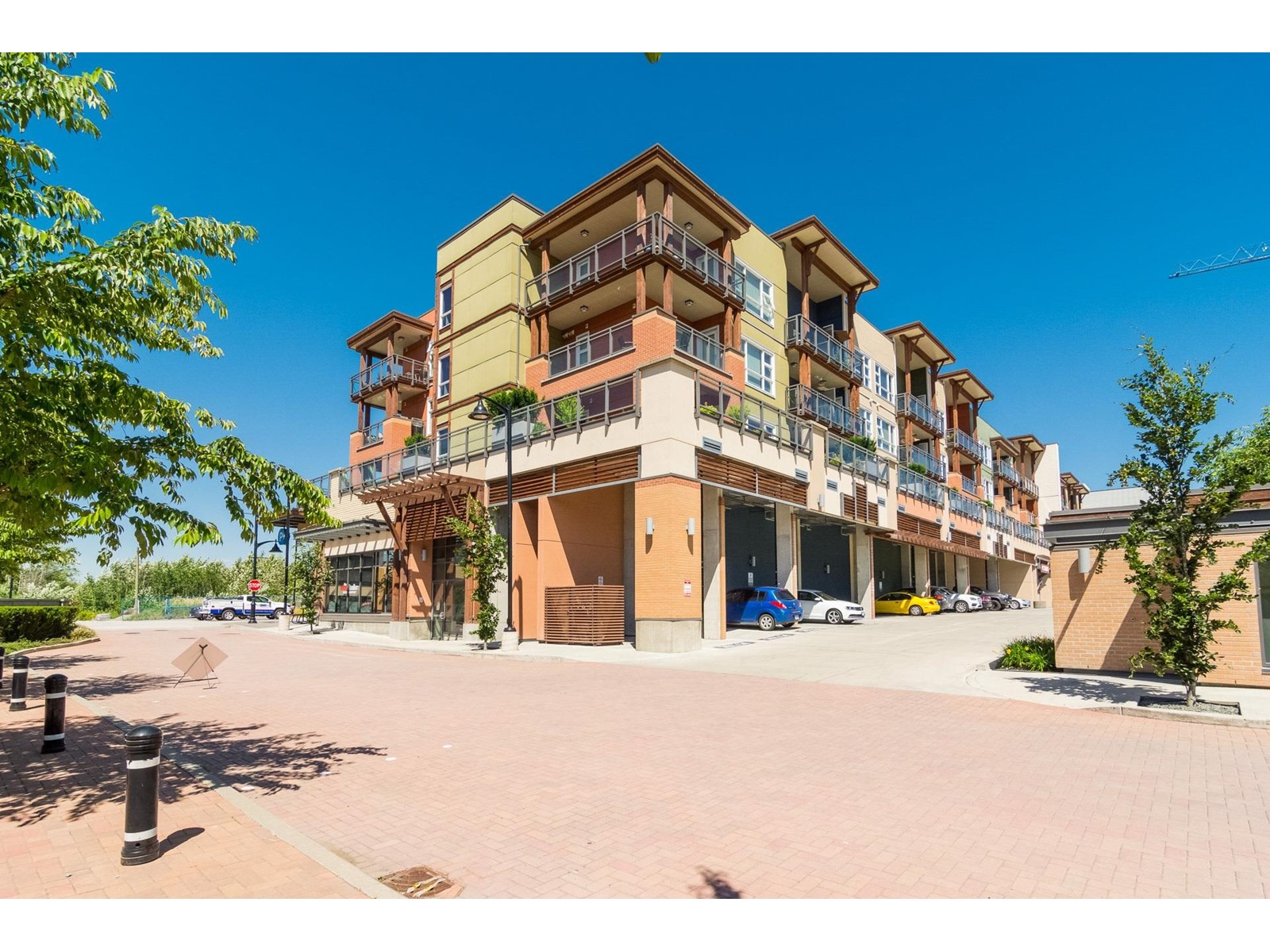 409 20728 Willoughby Town Centre Drive, Langley, British Columbia  V2Y 0P3 - Photo 3 - R3003371