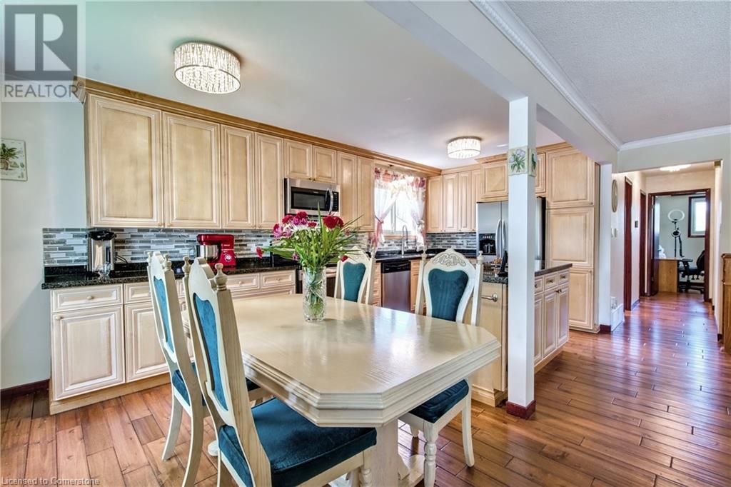 7099 Rosseau Place, Niagara Falls, Ontario  L2J 3V1 - Photo 6 - 40730260