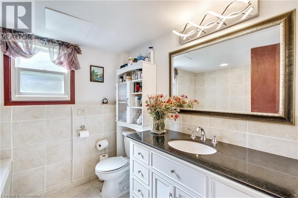 7099 Rosseau Place, Niagara Falls, Ontario  L2J 3V1 - Photo 15 - 40730260