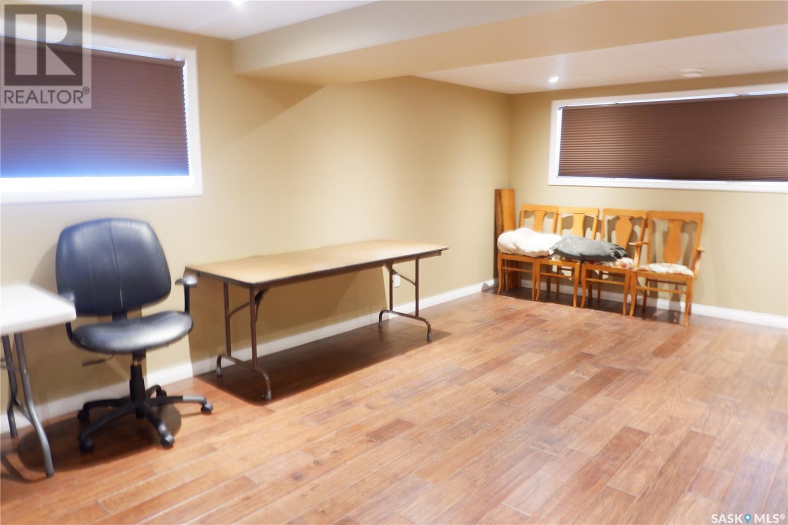 116 Empire Place, Assiniboia, Saskatchewan  S0H 0B0 - Photo 24 - SK006213