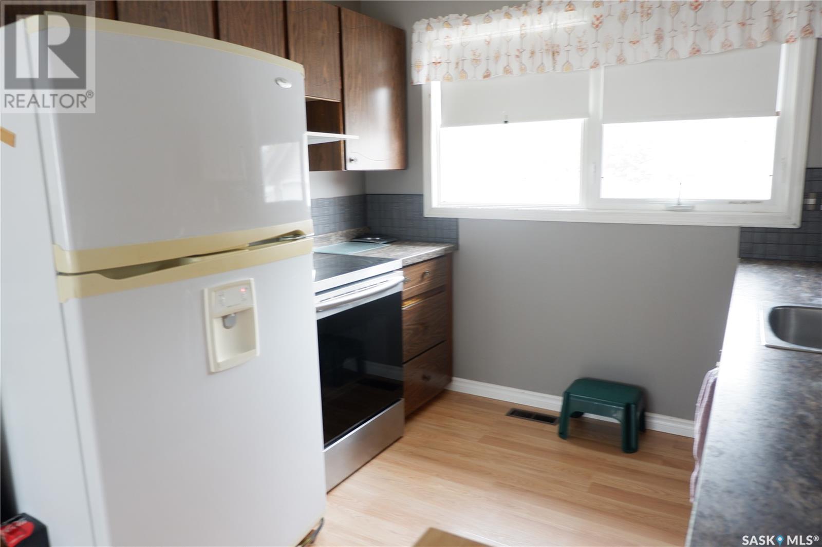 116 Empire Place, Assiniboia, Saskatchewan  S0H 0B0 - Photo 7 - SK006213