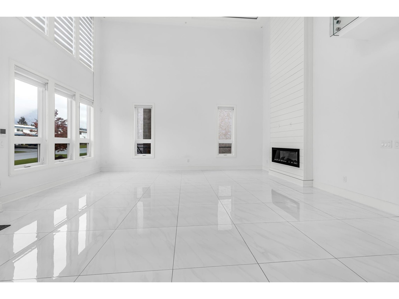 Property at 6595 DAYTON DRIVE image 5