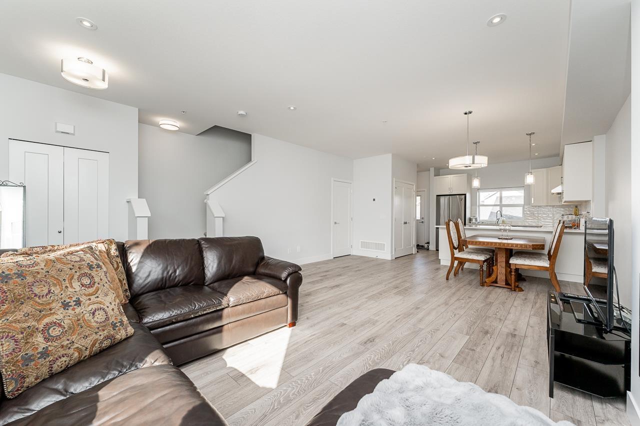 20429 78 Avenue, Langley, British Columbia  V2Y 1X4 - Photo 7 - R2979390
