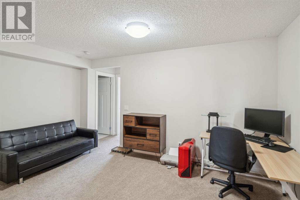 35 Sage Bluff Heights Nw, Calgary, Alberta  T3R 1T3 - Photo 19 - A2211884