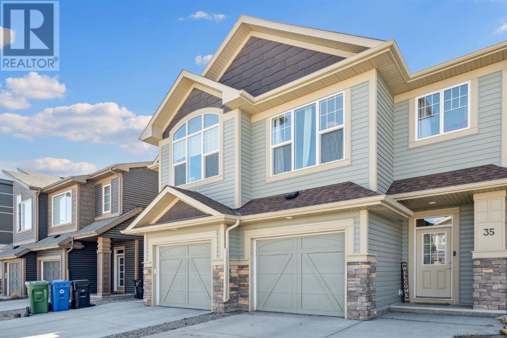 35 Sage Bluff Heights Nw, Calgary, Alberta  T3R 1T3 - Photo 3 - A2211884