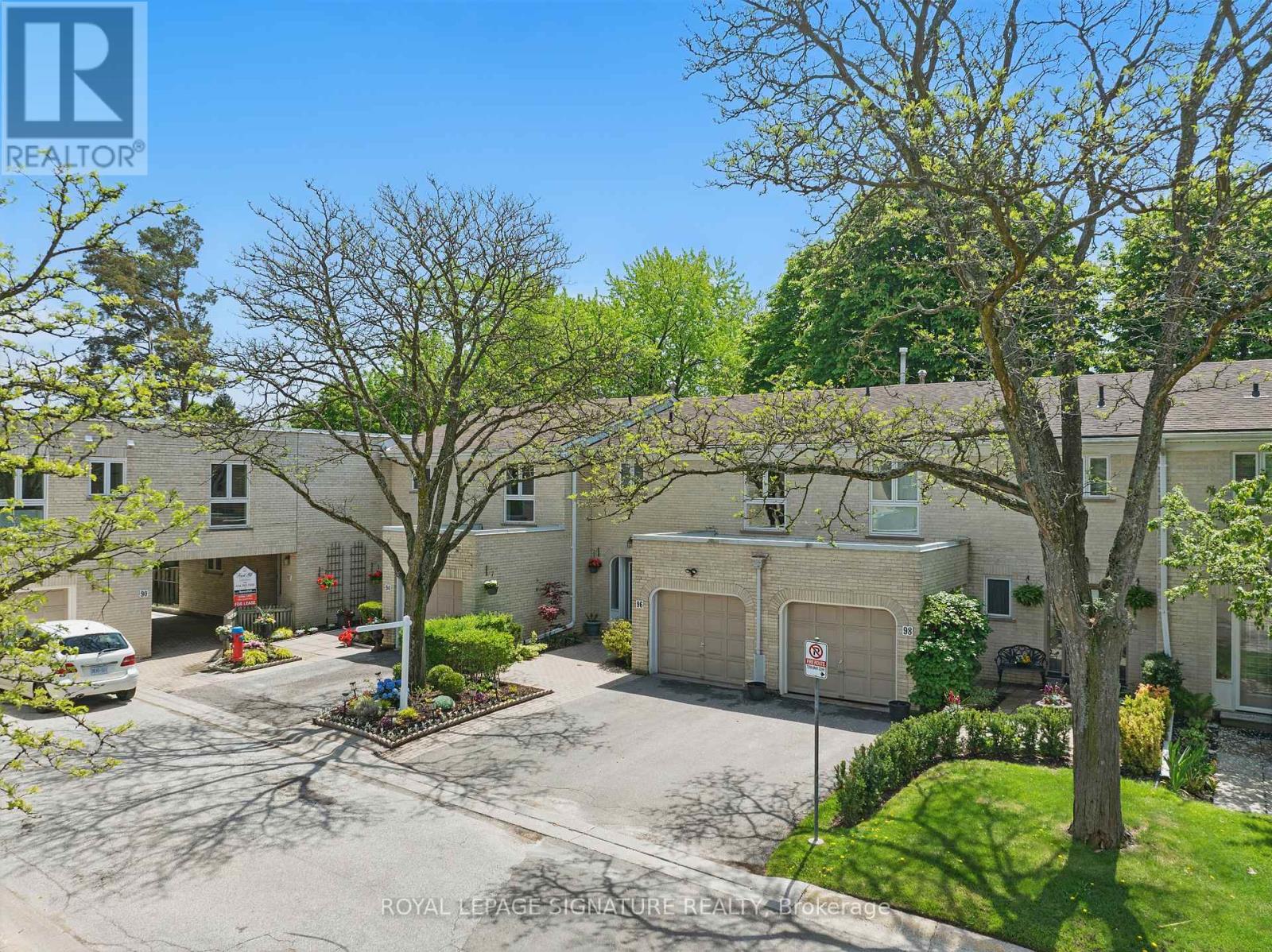 153 - 96 Crimson Mill Way, Toronto, Ontario  M2L 1T6 - Photo 40 - C12159833