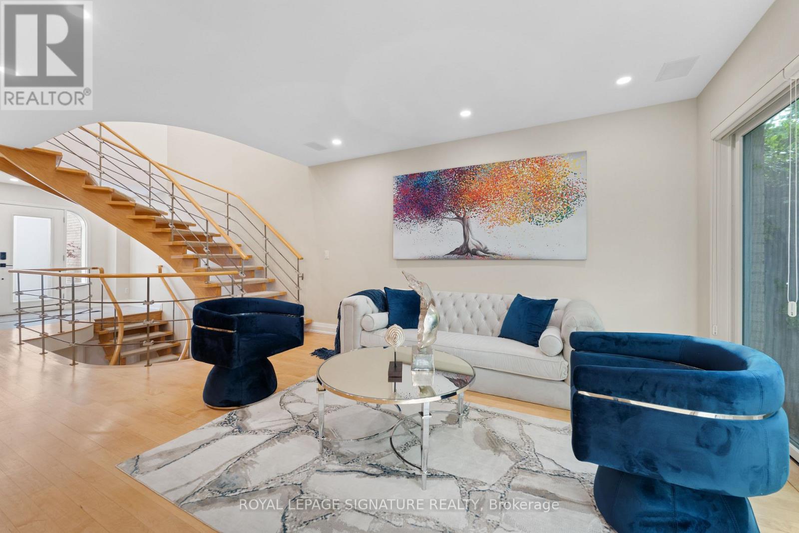 153 - 96 Crimson Mill Way, Toronto, Ontario  M2L 1T6 - Photo 6 - C12159833