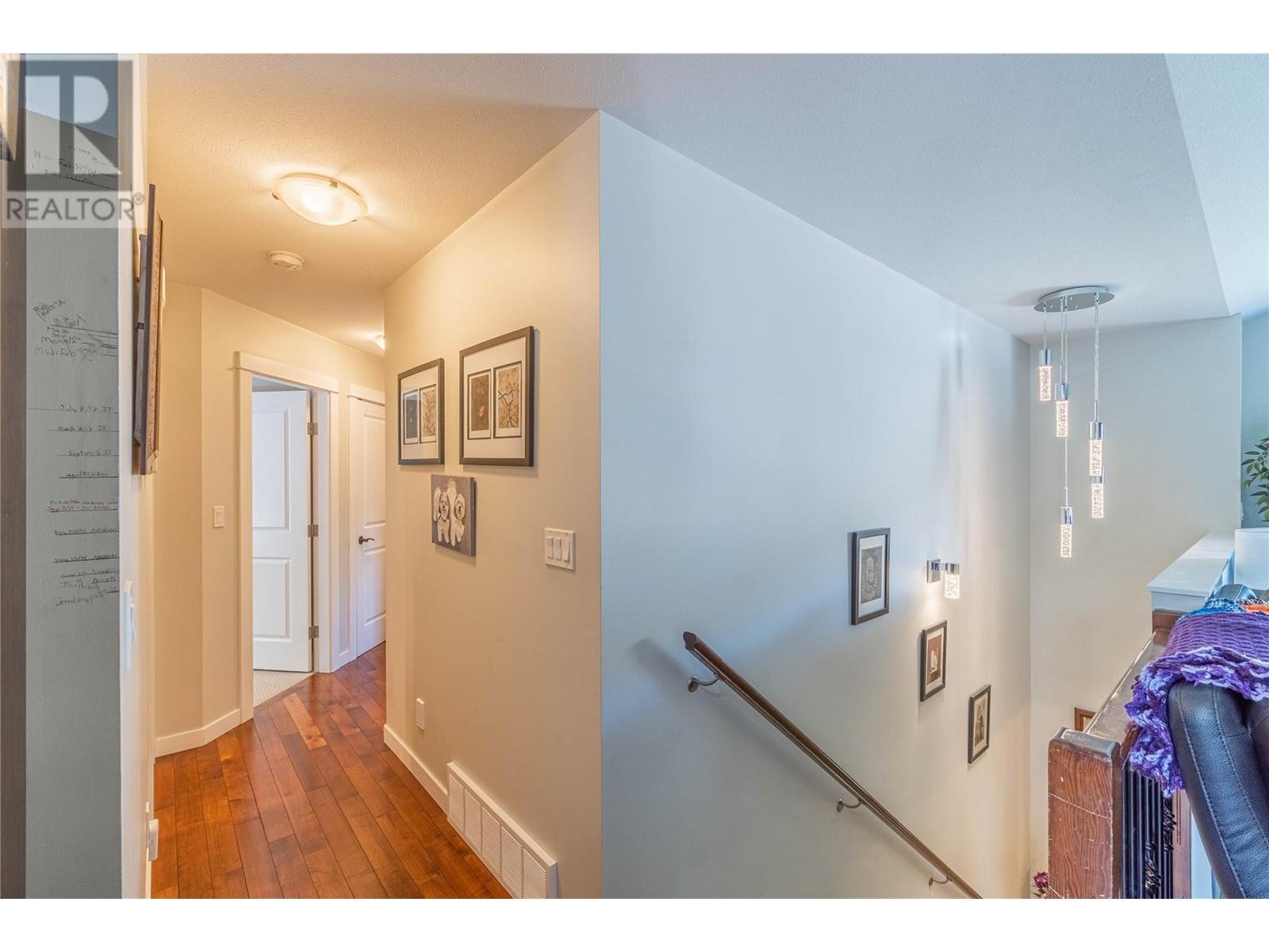2651 Rosewood Avenue, Kamloops, British Columbia  V2B 0C4 - Photo 12 - 10348497