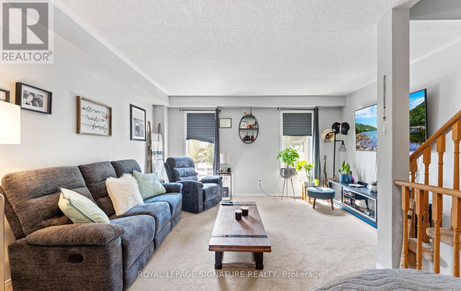 7 Pennefather Lane, Ajax, Ontario  L1T 4H2 - Photo 7 - E12157645